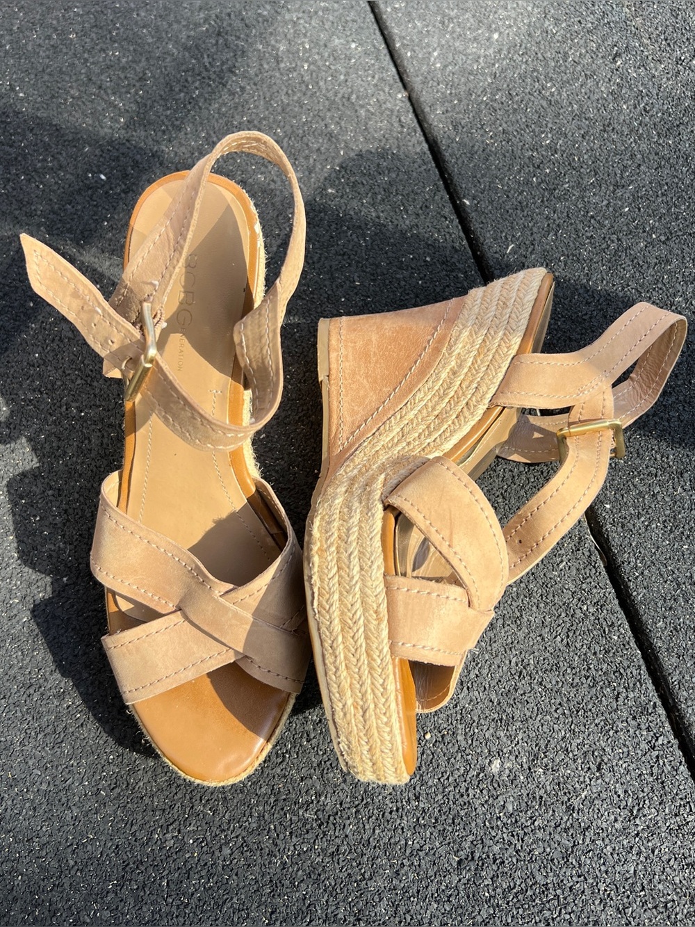 BCBG Maxazria Brown Leather Espadrille Wedge Sandals Tan Strappy Criss Cross